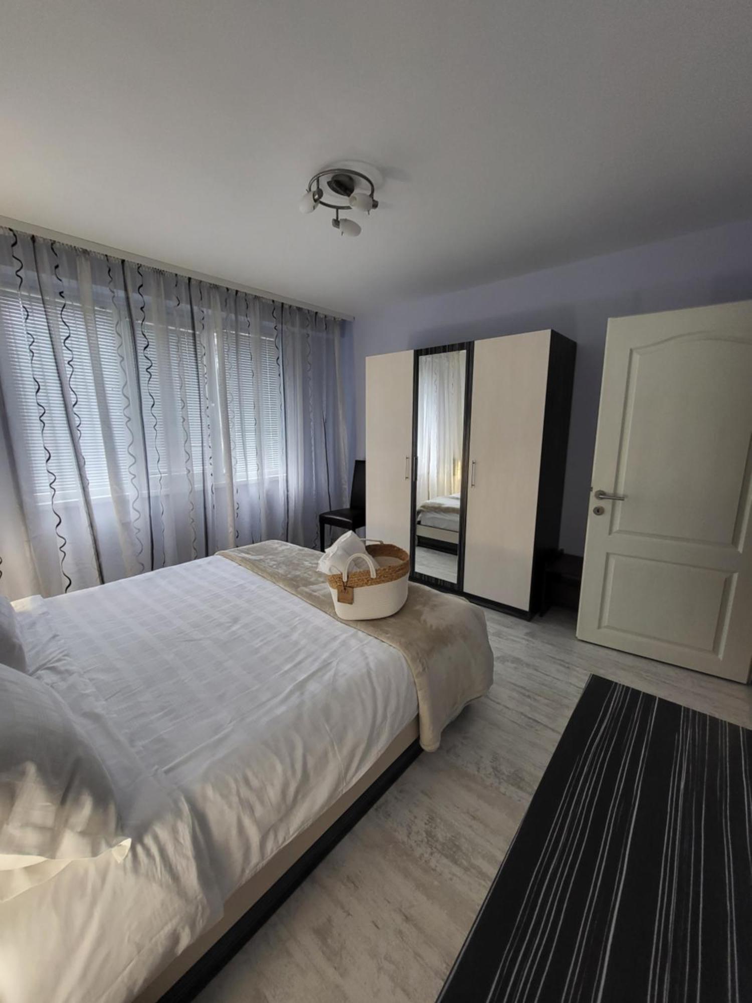 Luny Apartment Ruse Extérieur photo