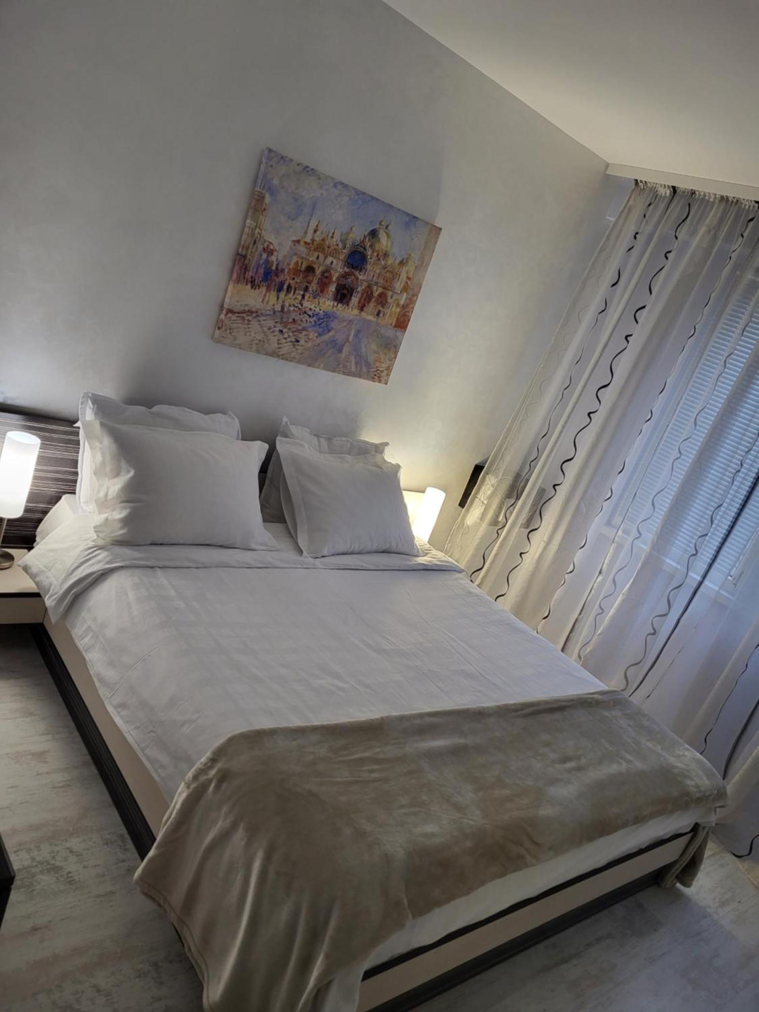 Luny Apartment Ruse Extérieur photo